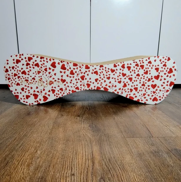 Katzenkratzer groß 70x23x24 cm weiß mit Herzen, Katzenkratzer, Premium-Katzenkratzer, Premium-Katzenkratzer, umweltfreundlicher Katzenkratzer, Kratzer, Liebeskratzer, Herzkratzer, weißer Kratzer